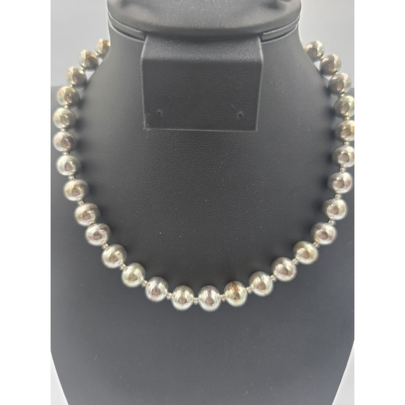 American Eagle Outfitters Jewelry - American Eagle Outfitters Silver Ball Bead Necklace with Flower & Heart Charms